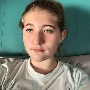 Meet your Posher, Charlattle